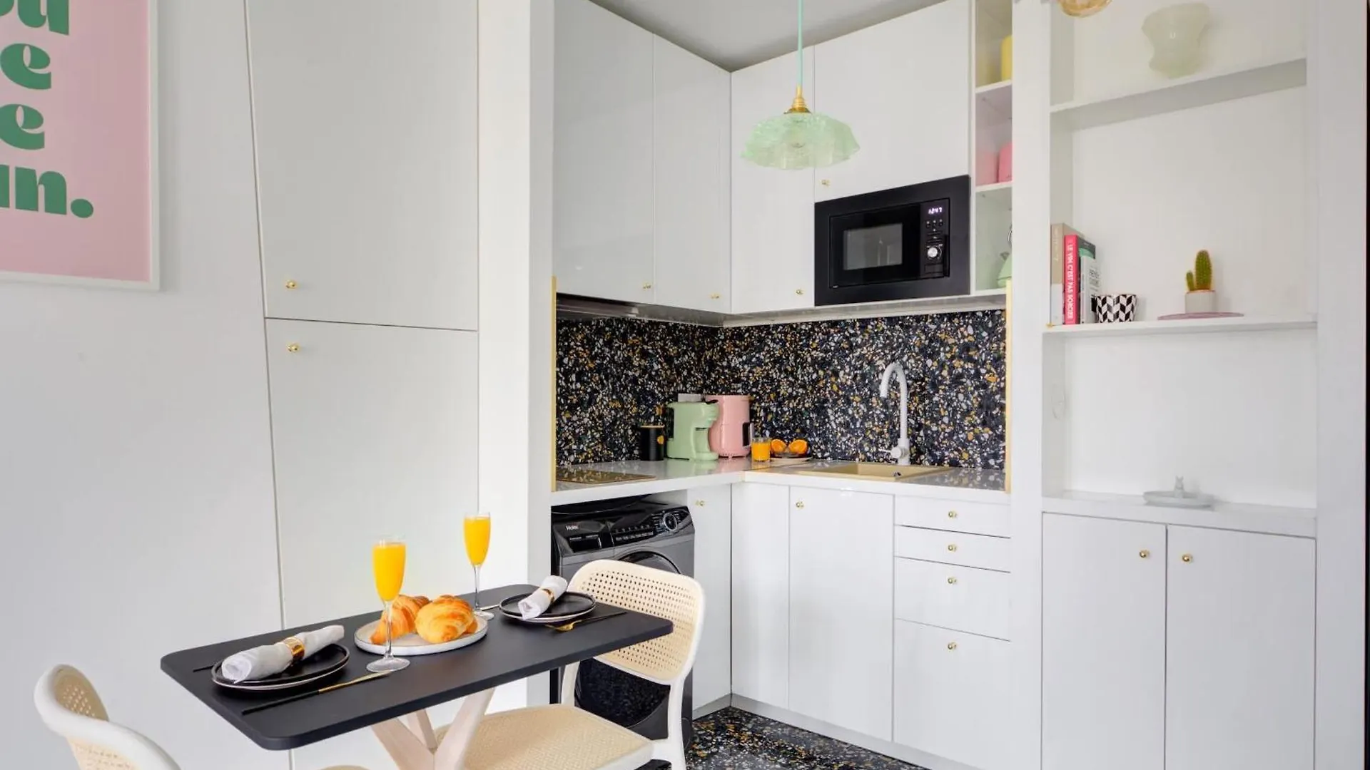 Bnbnova - Pompidou - Montorgueil & Le Marais Paris Apartment